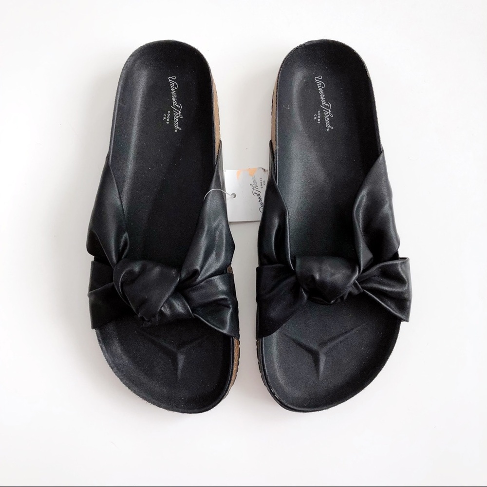 Universal Thread Black Knotted Footbed Sandals